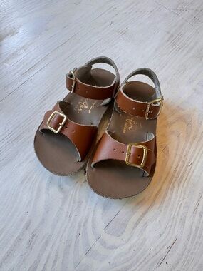 Sun San Unisex Brown Leather Double-Buckle Surfer Sandals